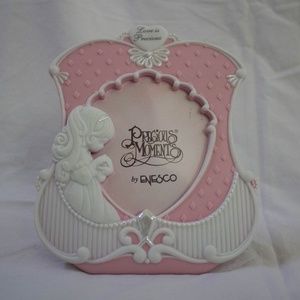 Precious Moments 'Love is precious' Frame NEW